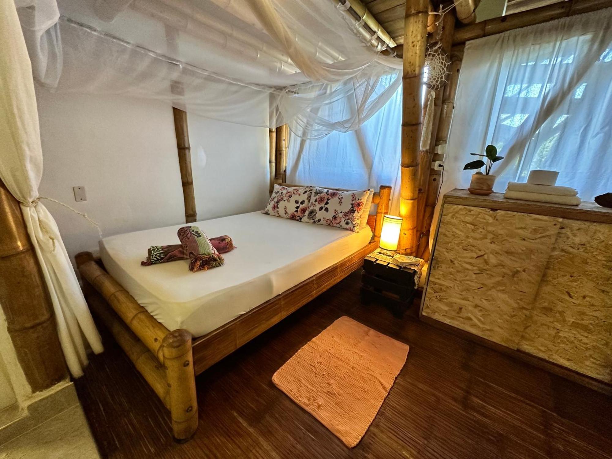 Bella Flor Hostel Palomino Eksteriør bilde