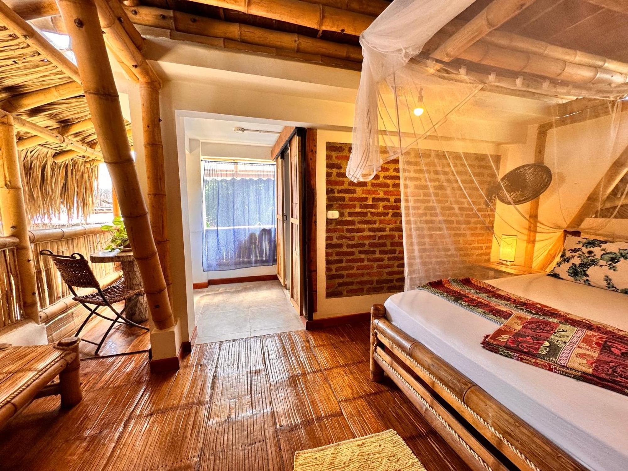 Bella Flor Hostel Palomino Eksteriør bilde